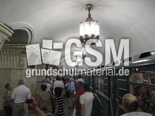 287 Moskauer U-Bahn.JPG